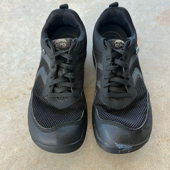 Men's Black Athletic Shoes - Picture 1 of 10